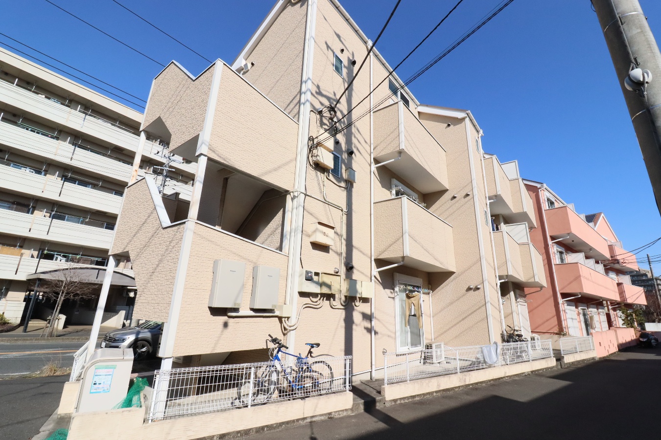 ロッシェル2番館1号棟